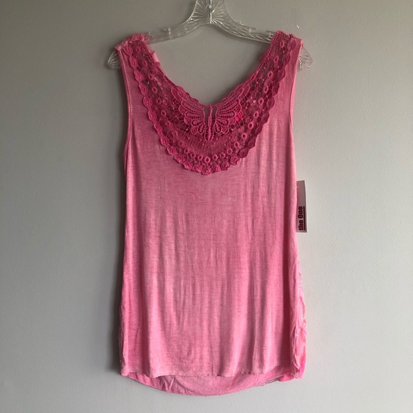 ✨Rare✨The One KISS ME 💋 Tank Top Pink - Picture 2 of 8